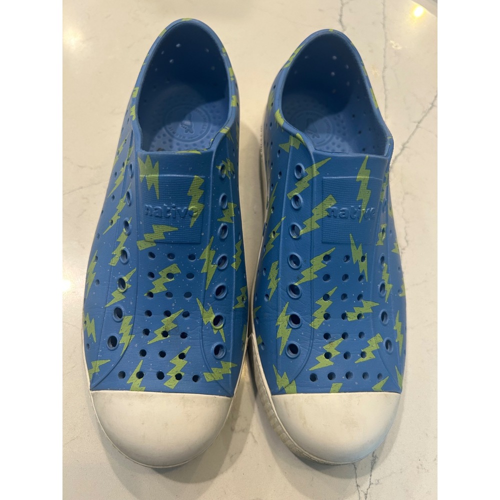 Native Jefferson‎ Shoes Blue Lightning Bolt Print Slip On EVA Sneakers J3